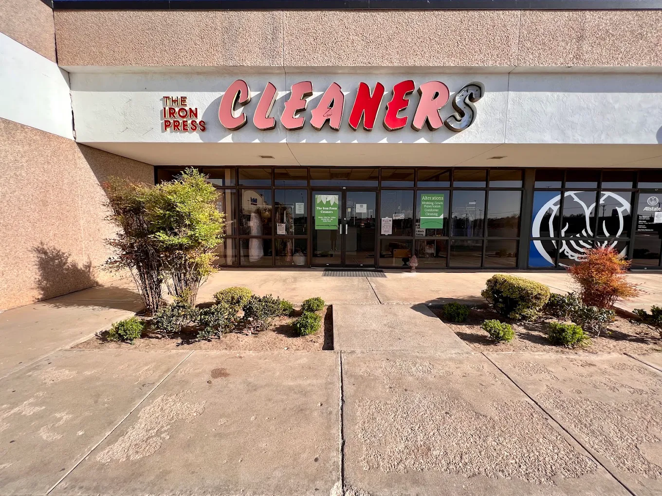 The Iron Press Cleaners