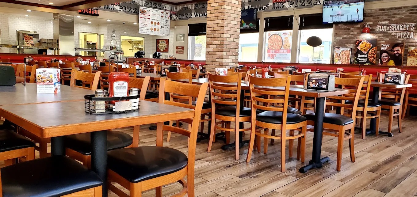 Shakey’s Pizza Parlor