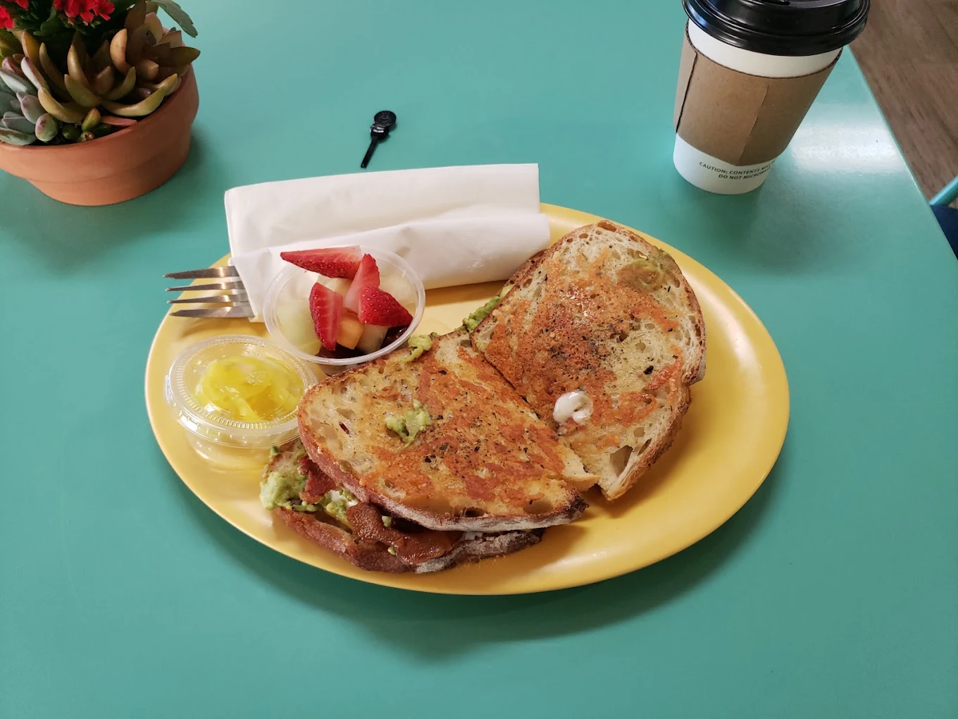 Sunny Side Kitchen
