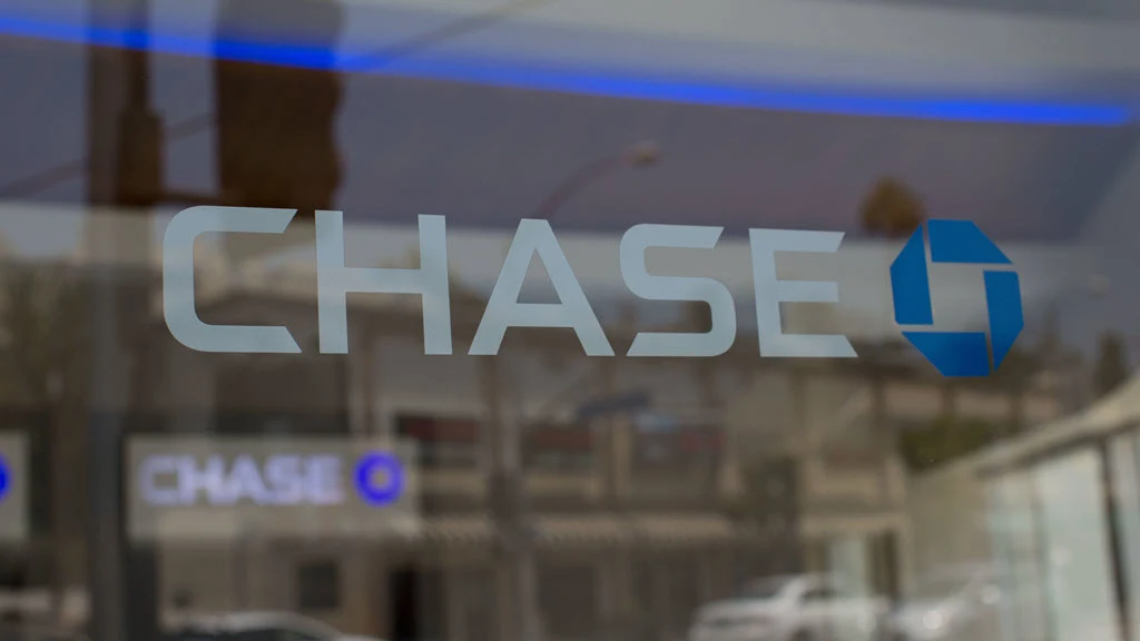 Chase : Eustace Nicol