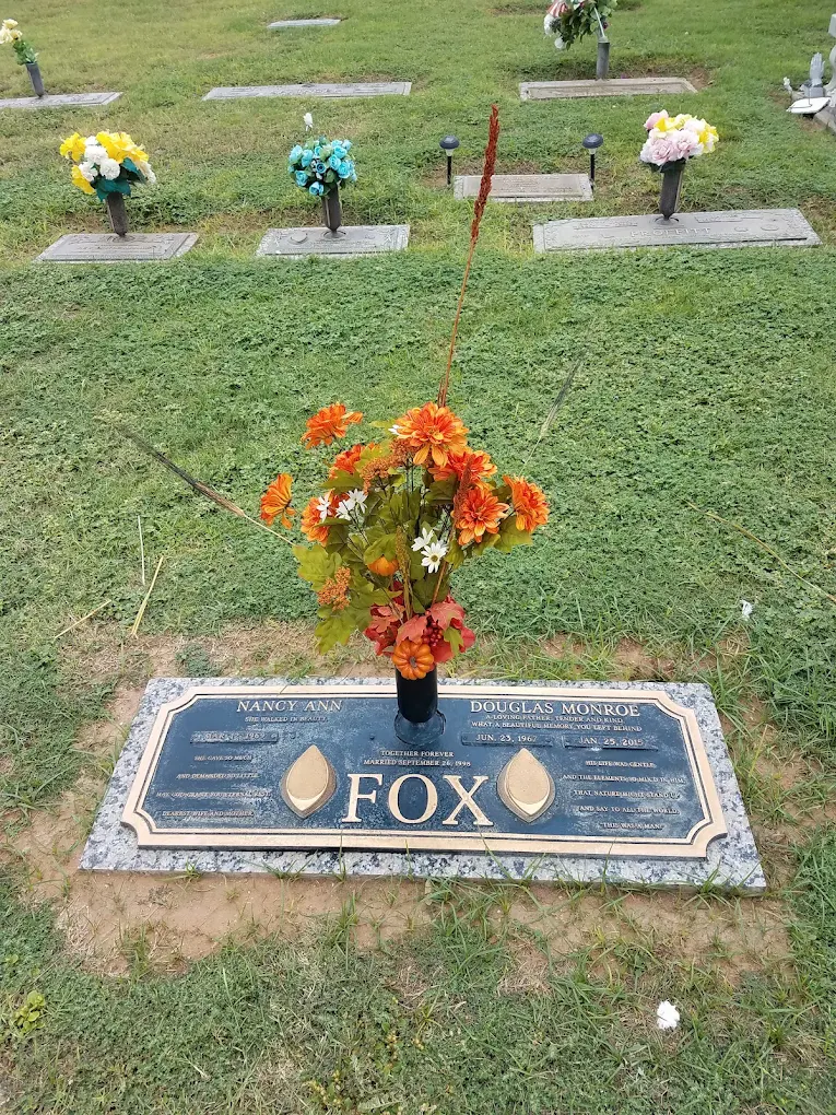 Sunset Memorial Gardens & Funeral Home