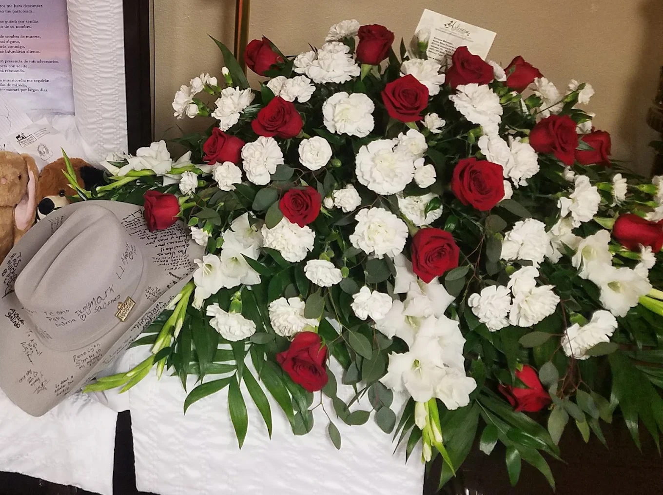 Arlene's Flowers and Gifts