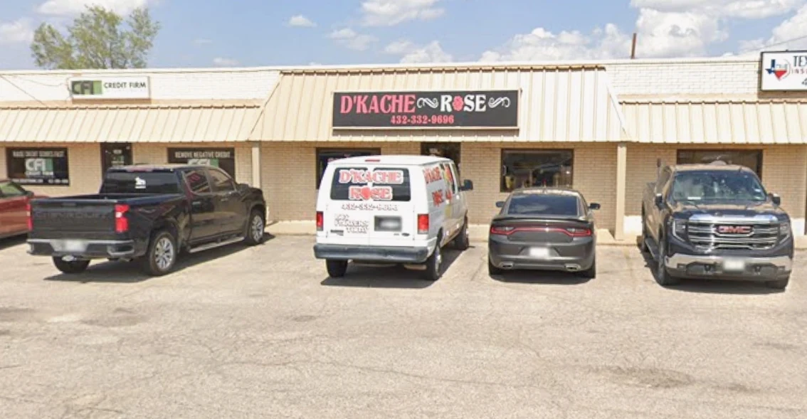 D'Kache Rose & Box