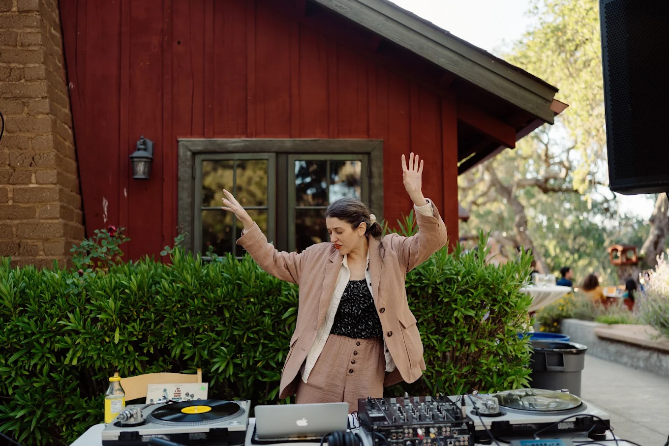 Ceremony DJs