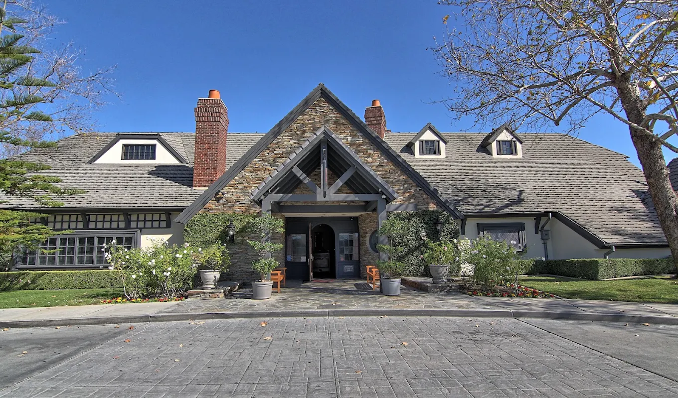 Summit House Restaurant