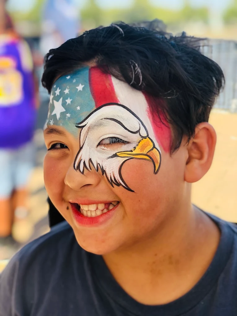 Pacific Face Painting Balloons & Henna