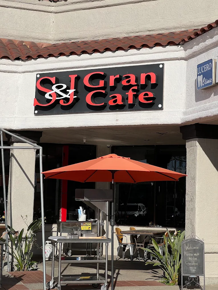 S & J Gran Cafe