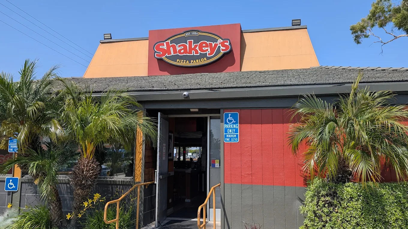 Shakey's Pizza Parlor