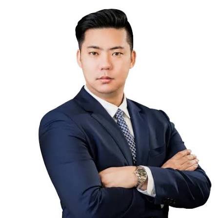 Justin J Ahn
