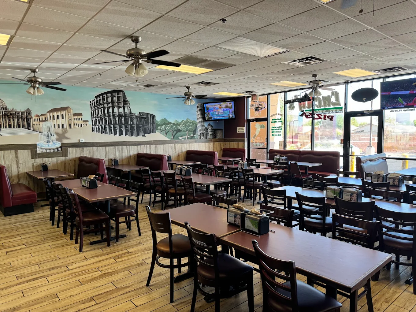 Lucky's Pizza