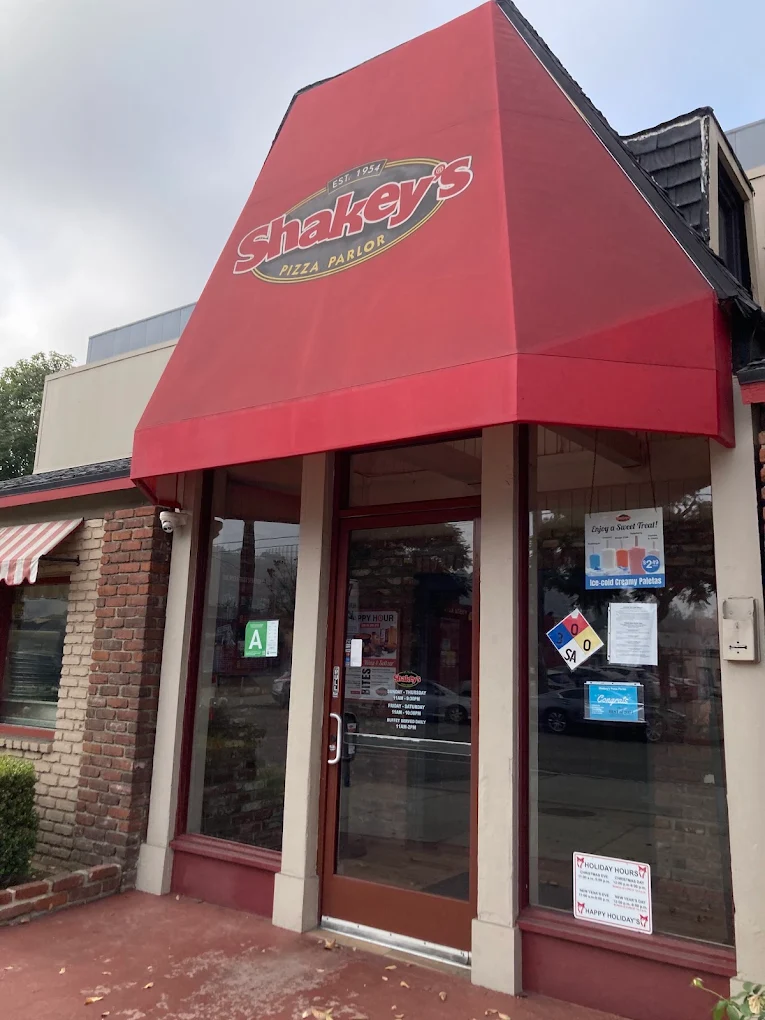 Shakey's Pizza Parlor