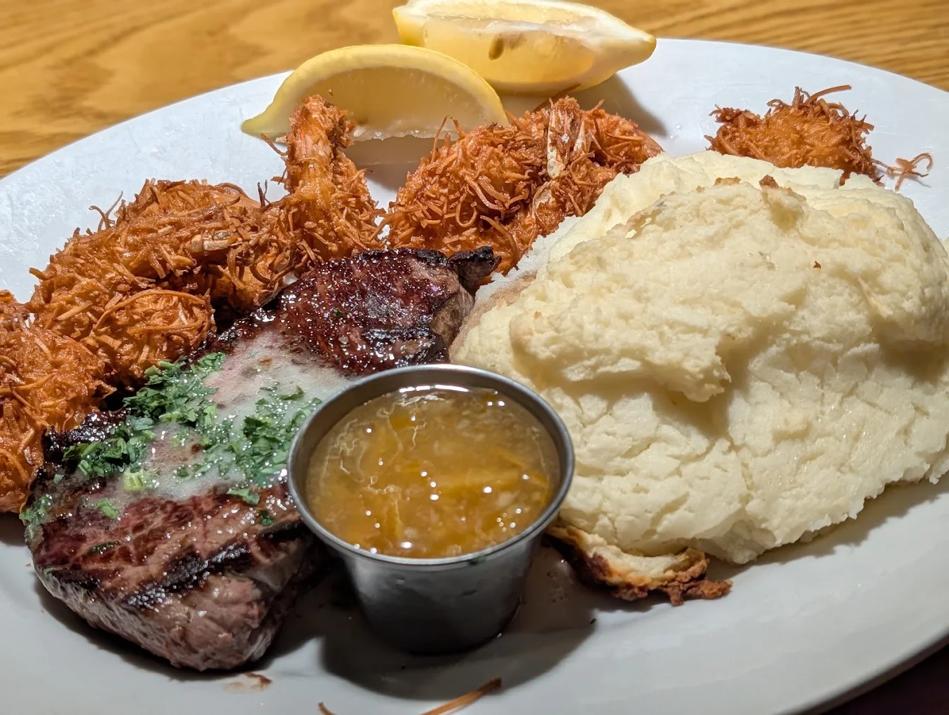 Damon's Steak House