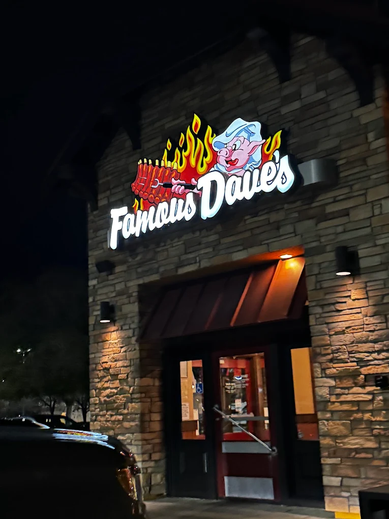 Famous Dave's Bar-B-Que