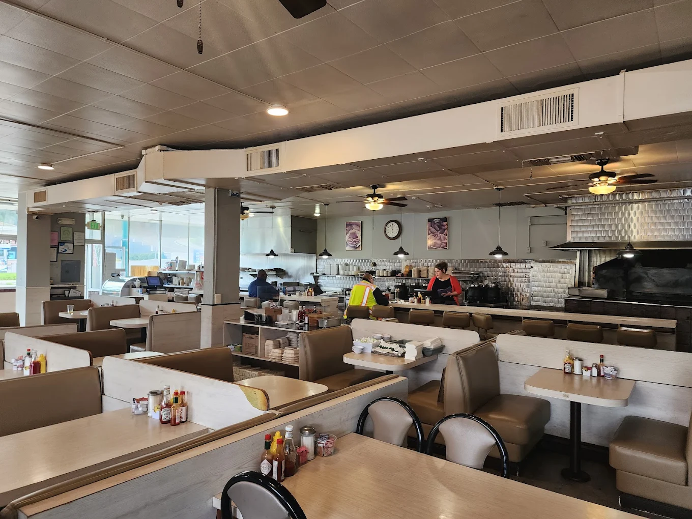 Emil Villa's California BBQ