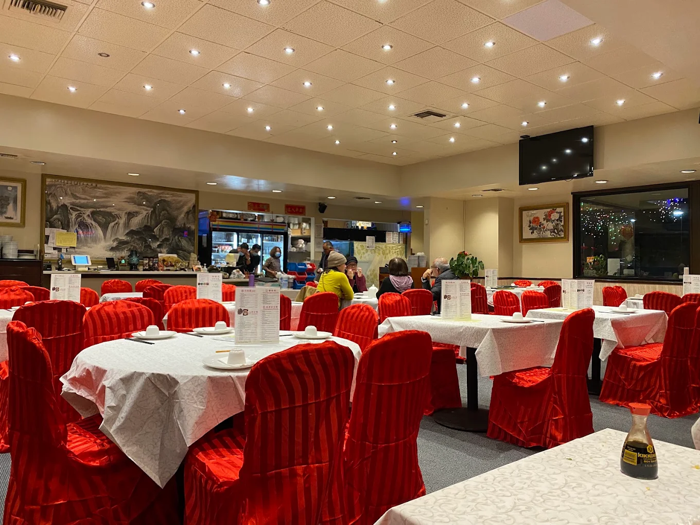 Tin's Teapot Bistro