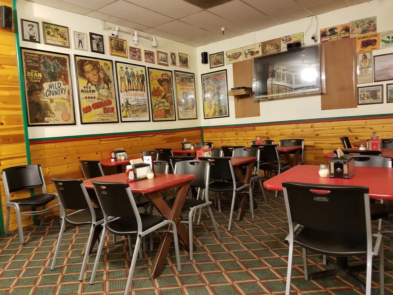 Bronco Billy's Pizza Palace