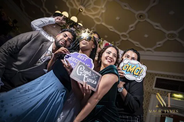 Magic Tymes Photo Booth Co.