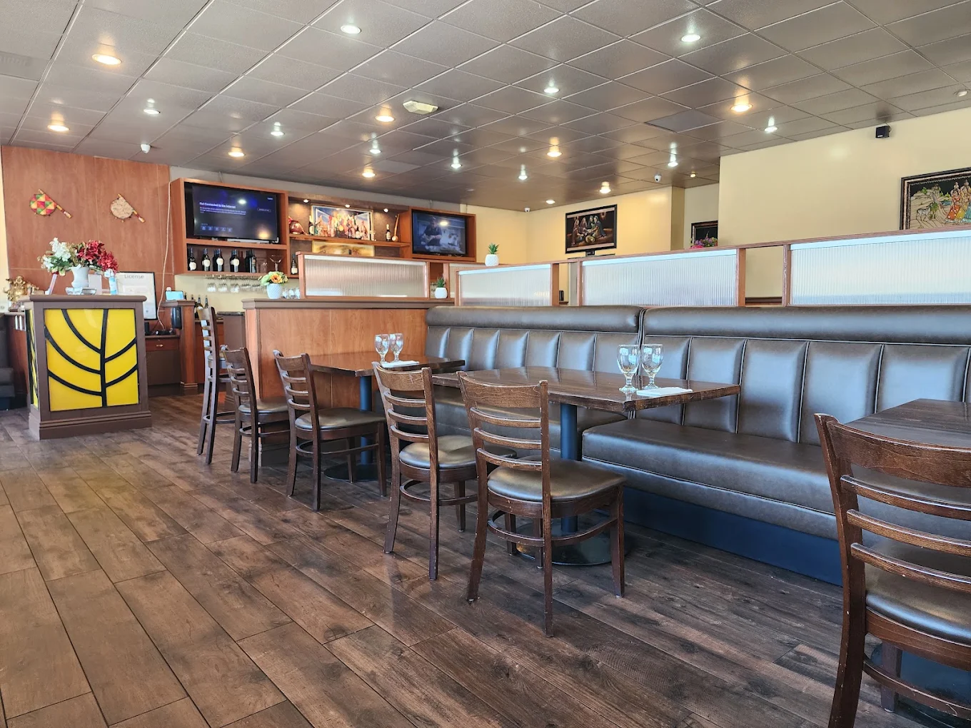 Curry And Kabab Bistro
