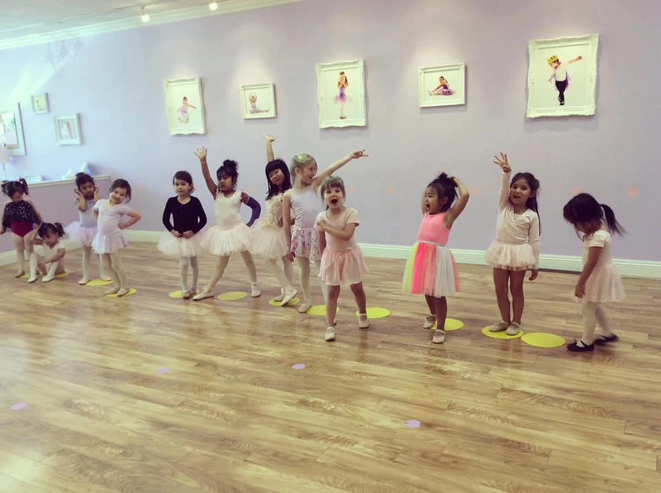Tutu School Willow Glen