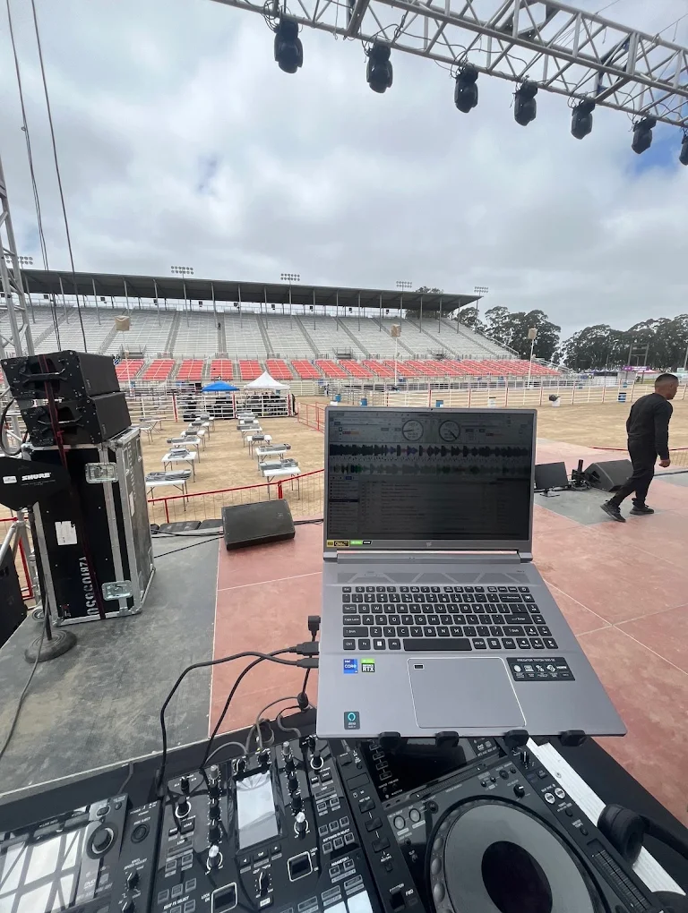 DJ LEO ENTERTAINMENT