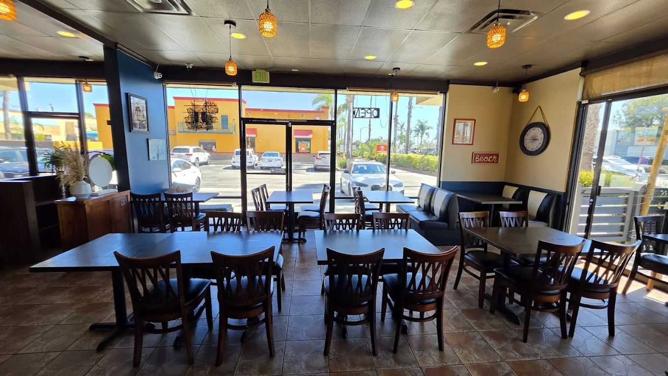 Narwhal Thai Table