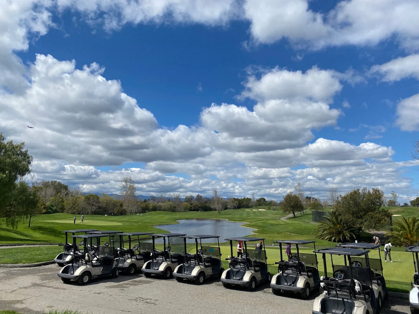 Los Lagos Golf Course