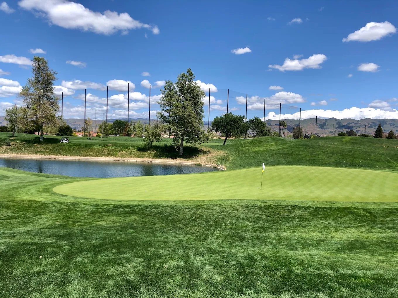 Los Lagos Golf Course