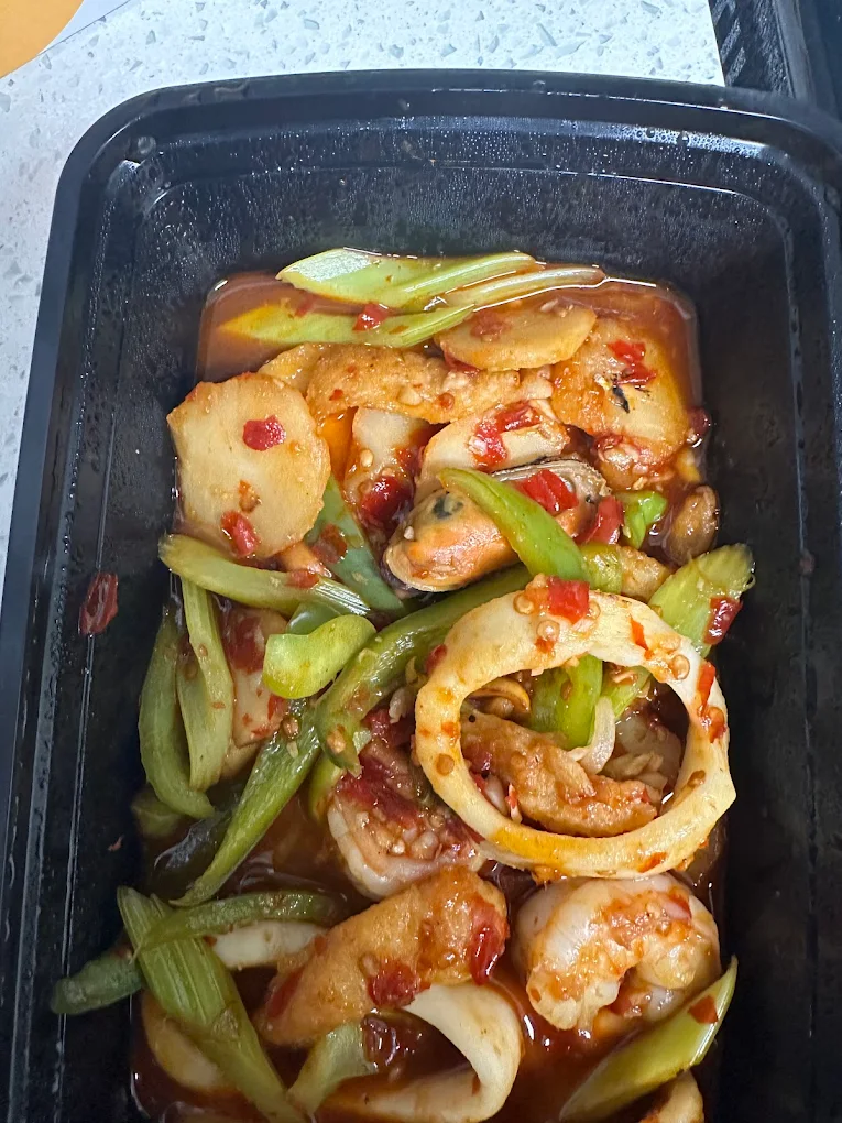 La brea Thai Cuisine & Cafe