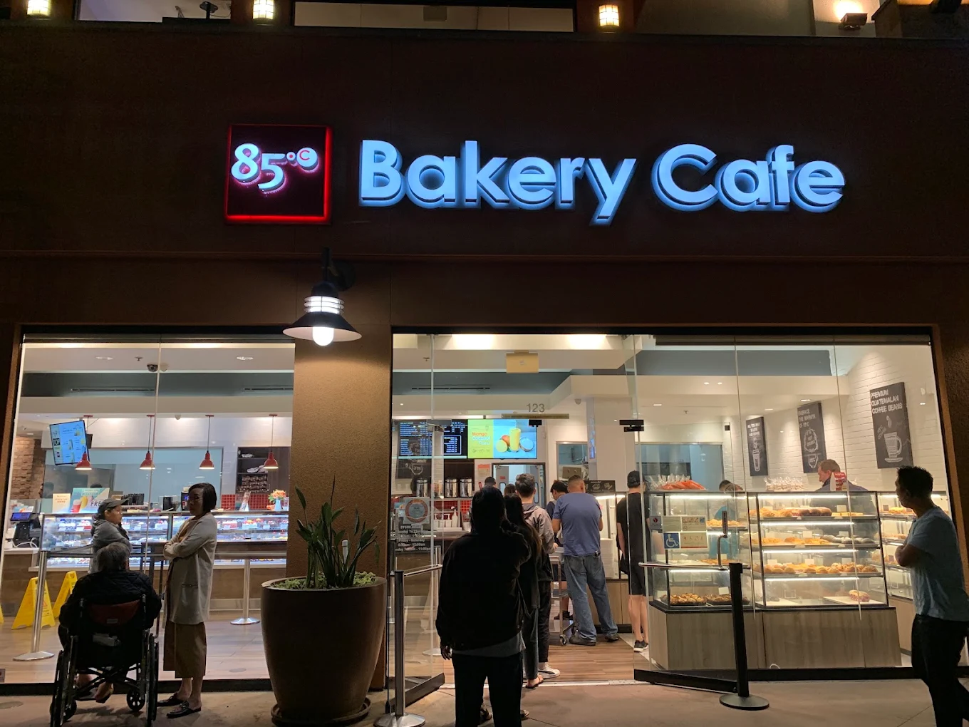 85°C Bakery Cafe
