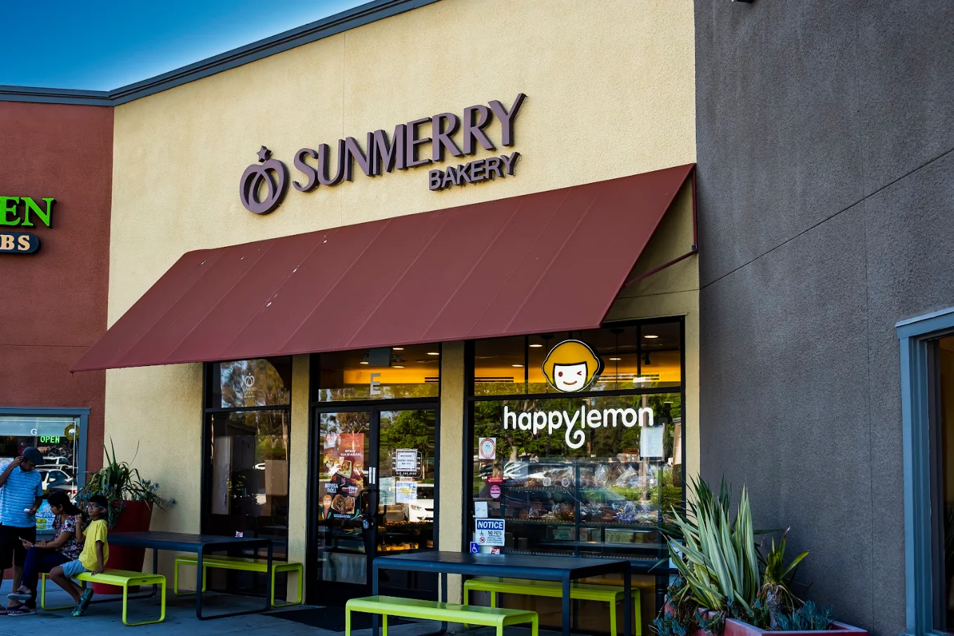 Sunmerry Bakery