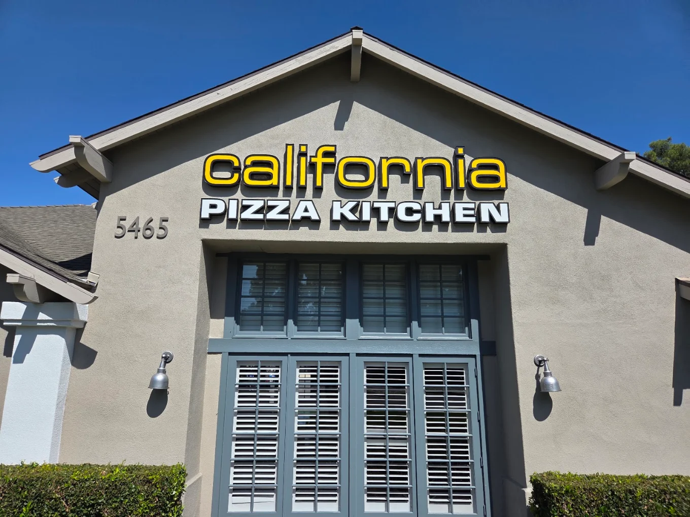 California Pizza Kitchen Alton