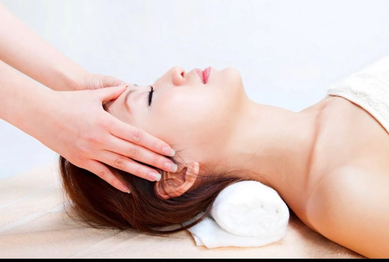 Jen Head Spa