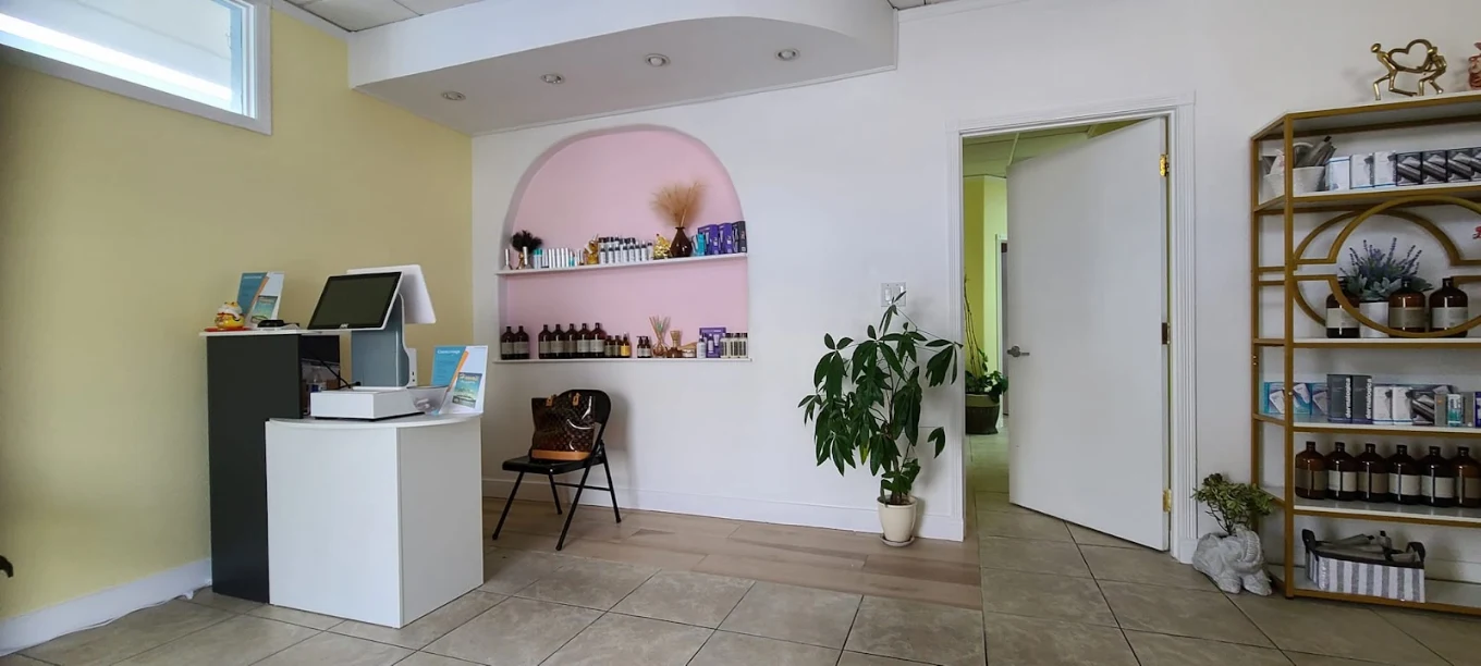 Jen Head Spa