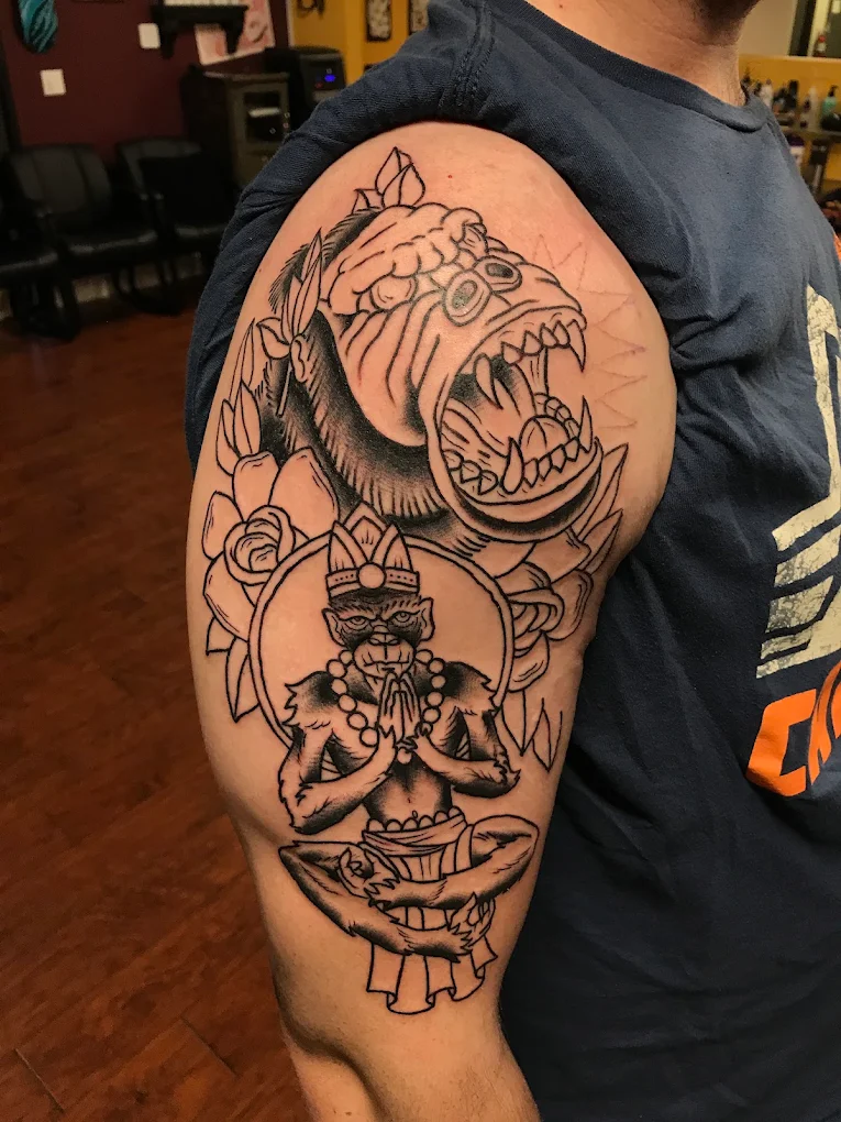 Lucky Stars Tattoo