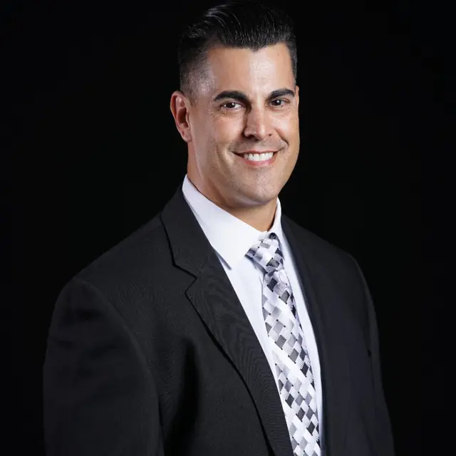 RE/MAX All-Pro : Adrian Rissling