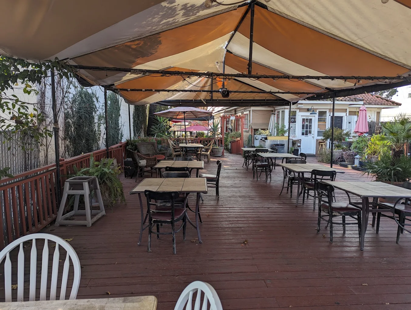 The Queen Bean Coffee House