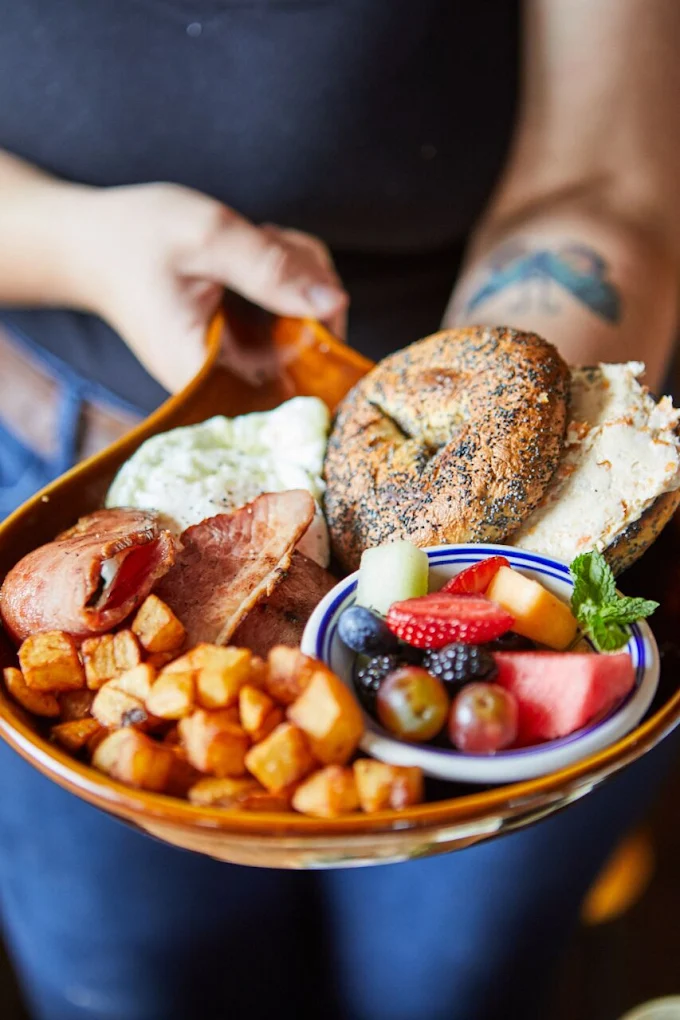 Woodgrain Bagel & Deli