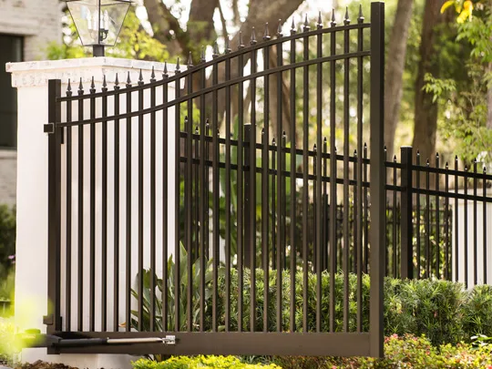 Superior Fence & Rail