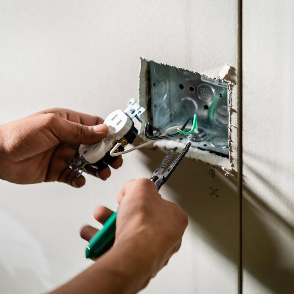 Hot Shot Electric LLC